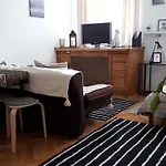 M&m House