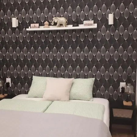 アパート M&m House