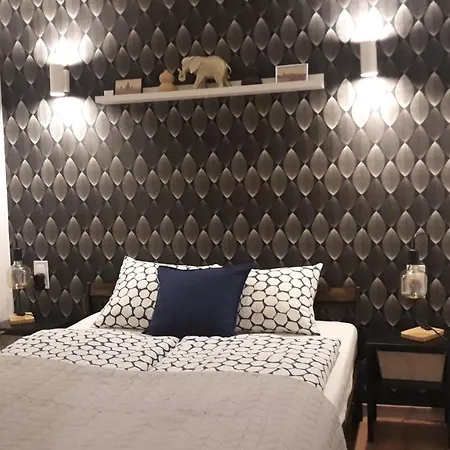 アパート M&m House