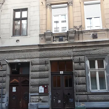 Apartament M&m House