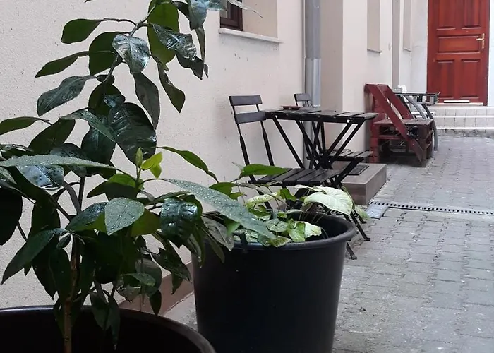 Апартаменты M&m House *