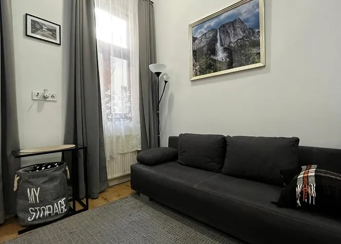 M&m House Апартаменты