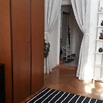 M&m House *